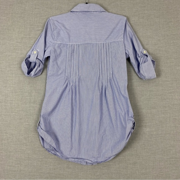Levi's Pinstripe Button Up Shirt Cotton Button Tab Sleeves and Cuff Sz Small - Picture 2 of 8